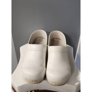 Sanita Professional Patent Leather White Clog 40 US 9.5 Nurse